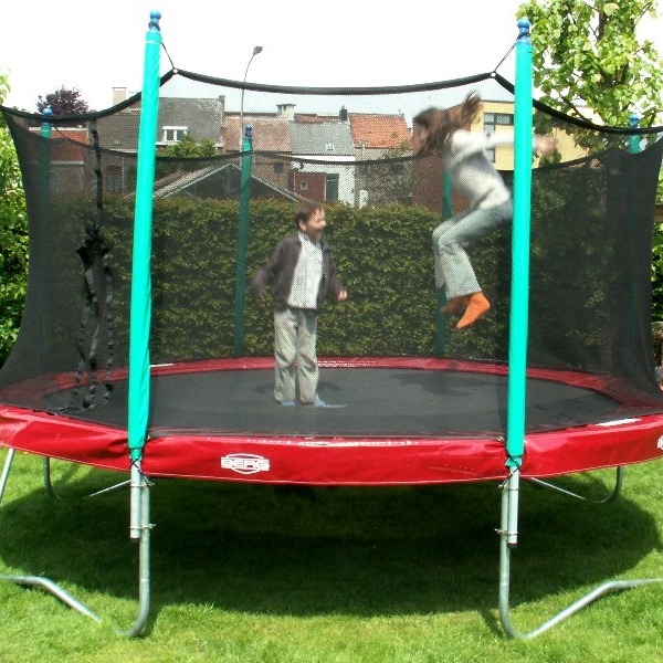 huur deze trampoline 4m30 met veiligheidsnet bij attraxi