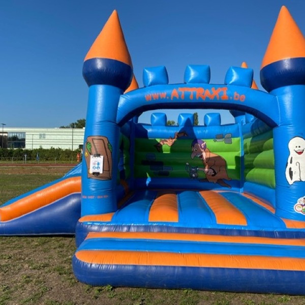 Huur dit spookslot springkasteel bij Attraxi